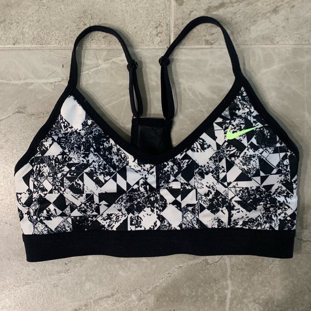 Nike Sports Bra - Size: S